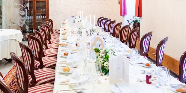 Destination-Wedding - Art der Location: Restaurant - Schlosshotel Rosenau