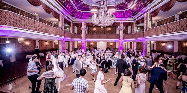 Destination-Wedding - Hunde erlaubt - Wien - unser prunkvoller Ballsaal - Austria Trend Parkhotel Schönbrunn