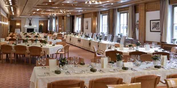 Destination-Wedding - Preisniveau Zimmer/Suiten: €€€€ - Österreich - Das Central - Festsaal - Das Central - Alpine . Luxury . Life