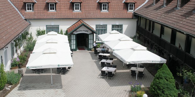 Destination-Wedding - Garten - Der Innenhof unseres Restaurants ist in den Sommermonaten einer der schönsten Plätze im Waldviertel! - Hotel-Restaurant Liebnitzmühle