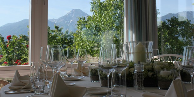 Destination-Wedding - Art der Location: Restaurant - Hochzeit mit Aussicht - Hotel Karnerhof