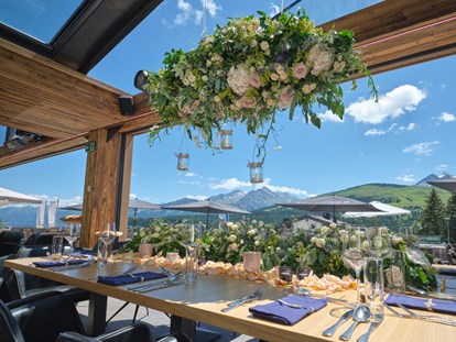 Destination-Wedding - Exklusivität - ©Marc Gilsdorf // ©weddingstyled
Day & Dinner Club Susi Alm  - My Alpenwelt Resort****Superior