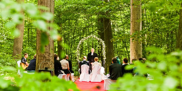 Destination-Wedding - Preisniveau Hochzeitsfeier: €€ - Hotel Birke