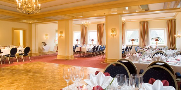 Destination-Wedding - Preisniveau Hochzeitsfeier: €€ - Ostsee - Hotel Birke