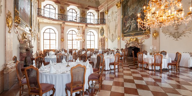 Destination-Wedding - Perfekte Jahreszeit: Frühlings-Hochzeit - Salzburg-Umgebung - Marmorsaal - Hotel Schloss Leopoldskron