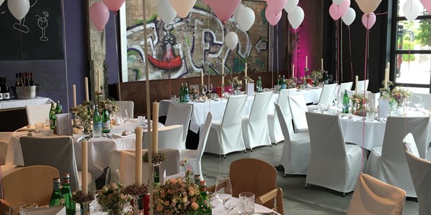 Destination-Wedding - Perfekte Jahreszeit: Sommer-Hochzeit - Binnenland - Hotel Altes Stahlwerk