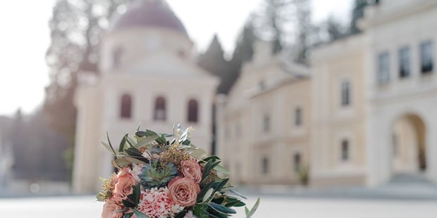 Destination-Wedding - Garten - Gastwirtschaft Schloss Neubruck