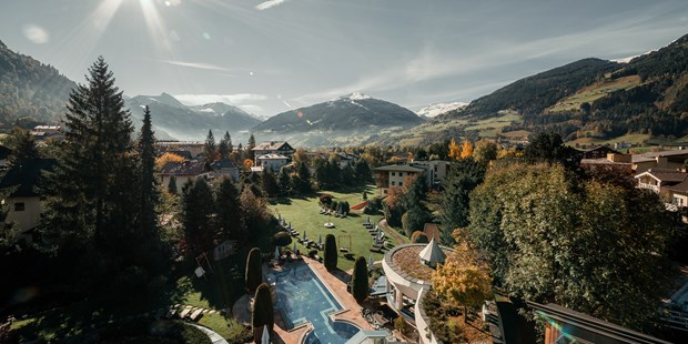 Destination-Wedding - Wellness / Pool: Sauna / Dampfbad - Salzburg - Umgeben von Bergen mitten im Gasteinertal liegt das Sendlhofer's. - Sendlhofer's