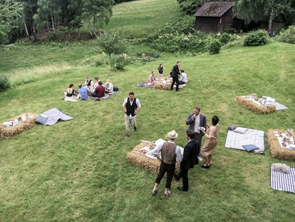 Destination-Wedding - Umgebung: in den Bergen - Niederösterreich - Bei uns könnt ihr entspannten, genießen und eure Hochzeit feiern. - Riegelhof - Landsitz Doderer