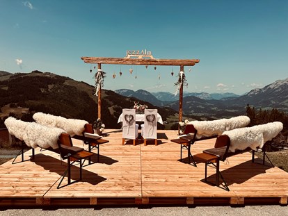 Destination-Wedding - Exklusivität - Tiroler Unterland - Unsere Plattform für freie Trauungen mit traumhaftem Weitblick. - jezz AlmResort Ellmau