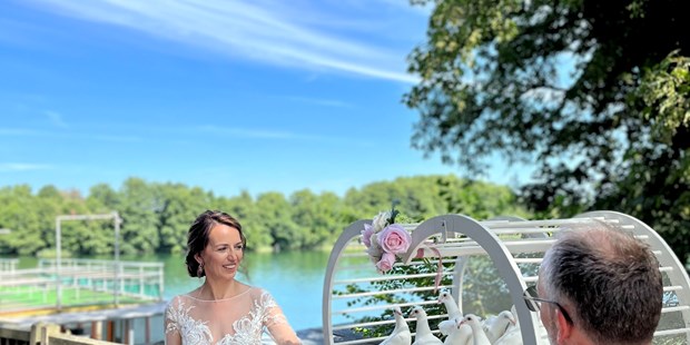 Destination-Wedding - Perfekte Jahreszeit: Sommer-Hochzeit - Brandenburg Süd - Seeschloss am Bötzsee bei Berlin