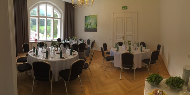 Destination-Wedding - woliday Programm: Kennenlern-Dinner - Oberösterreich - Möglicher Raum - Der Weiße Salon - Bankett - Villa Bergzauber