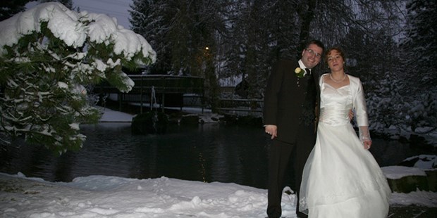 Destination-Wedding - Hunde erlaubt - Region Schwaben - Hochzeit im Winter - Hotel und Restaurant Lochmühle