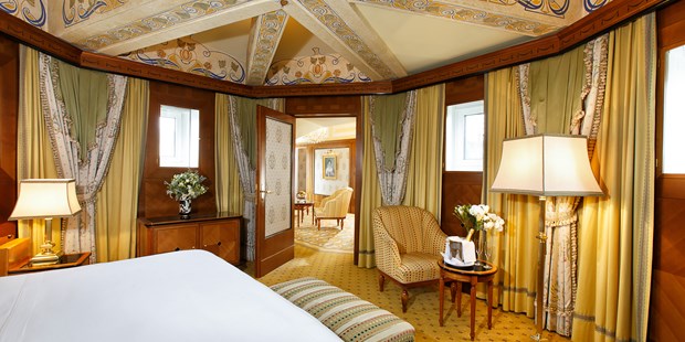 Destination-Wedding - Umgebung: in einer Stadt - Donauraum - Penthouse-Suite Schlafzimmer - Eine unsere beliebtesten Honeymoon Suiten - Hotel Bristol Vienna