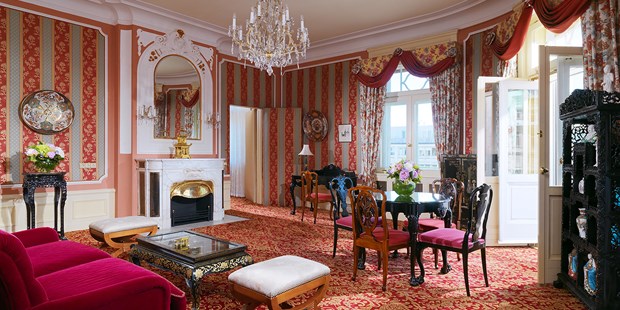 Destination-Wedding - Art der Location: Hotel / Chalet - Donauraum - Unsere wunderbaren Opern-Suiten mit Blick auf die Wiener Staatsoper - Hotel Bristol Vienna