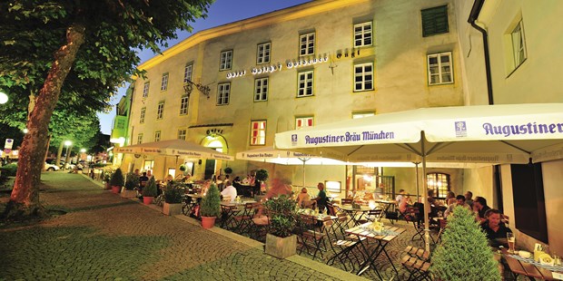 Destination-Wedding - Art der Location: Gasthof / Gasthaus - Region Innsbruck - Hotel Goldener Engl mit Terrasse  - Hotel Goldener Engl