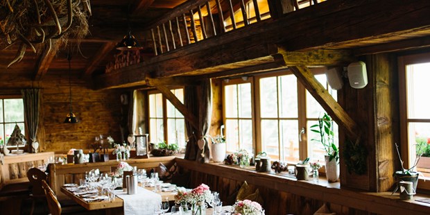 Destination-Wedding - Umgebung: in den Bergen - Pinzgau - Feiern Sie Ihre Hochzeit auf der Jufenalm in 5761 Maria Alm auf 1.150m Seehöhe.
Foto © martinhofmann.at - Die Jufenalm