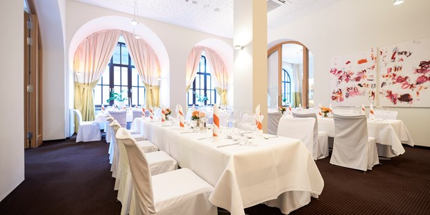 Destination-Wedding - Perfekte Jahreszeit: Winter-Hochzeit - Nürnberg - Hotel VICTORIA Nürnberg