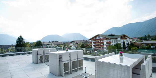 Destination-Wedding - Nachbarschaft (Lärm): keine unmittelbare Nachbarschaft - Tirol - Blick von der Dachterrasse des Greenvieh. - Greenvieh Chalet