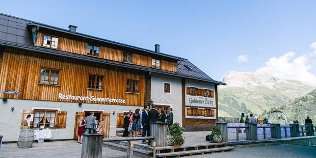 Destination-Wedding - Nachbarschaft (Lärm): keine unmittelbare Nachbarschaft - Arlberg - (c) Tanja und Josef Photographie und Film  - Hotel Goldener Berg & Alter Goldener Berg