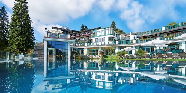 Destination-Wedding - Personenanzahl - Tirol - Außenansicht Wasserwelt - Astoria Resort***** in Seefeld