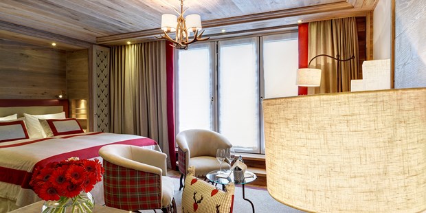 Destination-Wedding - Festzelt - Tiroler Oberland - Astoria Doppelzimmer Karwendel Deluxe Schlaf- und Wohnbereich - Astoria Resort***** in Seefeld
