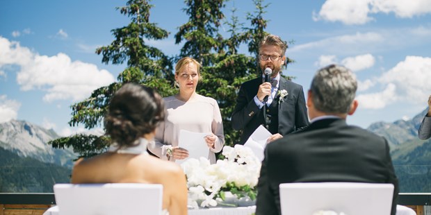 Destination-Wedding - Preisniveau Zimmer/Suiten: €€€ - Arlberg - "Trausaal" mit Weitblick und Bergpanorama - arlberg1800 RESORT