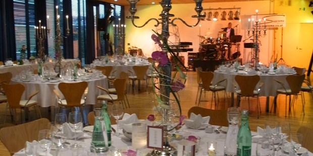 Destination-Wedding - Art der Location: Restaurant - Dornbirn - Dekorierter Festsaal - Vienna House Martinspark Dornbirn