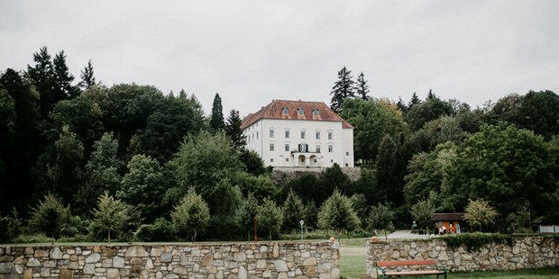 Destination-Wedding - Preisniveau Hochzeitsfeier: €€€ - Österreich - Schloss Ernegg