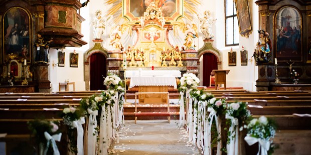 Destination-Wedding - Umgebung: mit Seeblick - Pinzgau - Heiraten in der Kirche neben Schloss Prielau - Schloss Prielau Hotel & Restaurants