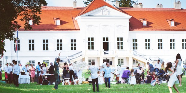 Destination-Wedding - Garten - Hochzeit im Schloss Miller-Aichholz, Europahaus Wien. - Schloss Miller-Aichholz - Europahaus Wien