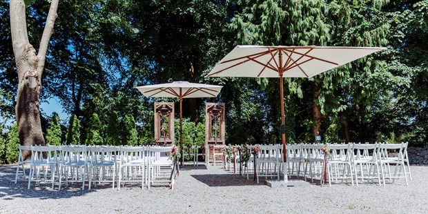 Destination-Wedding - Art der Location: Hotel / Chalet - Süd & West Steiermark - Waldhochzeit - Georgi Schloss und Weingut
