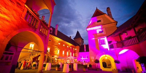 Destination-Wedding - Art der Location: Schloss / Burg - Heiraten in dem Renaissanceschloss Rosenburg in Niederösterreich. - Renaissanceschloss Rosenburg