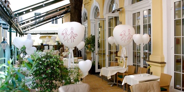Destination-Wedding - Art der Location: Restaurant - Hotel Stefanie - der Hofgarten, perfekt für den Aperitif - Hotel & Restaurant Stefanie Schick-Hotels Wien