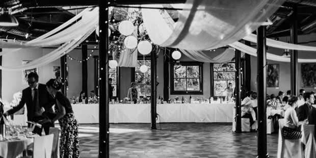 Destination-Wedding - Preisniveau Hochzeitsfeier: €€ - Thermenland Steiermark - Fotografie Rebecca Kuglitsch https://rebeccakuglitsch.com/ - Rogner Bad Blumau
