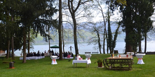 Destination-Wedding - Standesamtliche Trauung - Nußdorf am Attersee - Trauung direkt am See - Das Grafengut