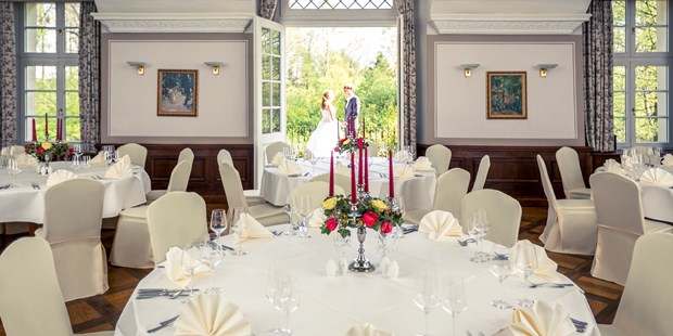 Destination-Wedding - Preisniveau Hochzeitsfeier: €€ - Großer Saal für Hochzeiten - Hotel Schloss Neustadt-Glewe