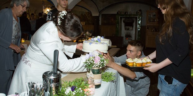 Destination-Wedding - Preisniveau Hochzeitsfeier: €€ - Bergpension Maroldhof - Urig, Idyllisch, Echt Bayerisch