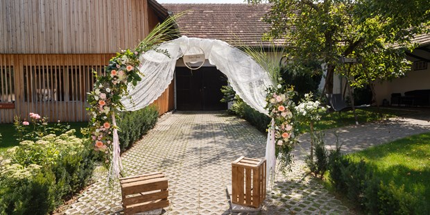 Destination-Wedding - woliday Programm: Standesamtliche Trauung - Österreich - Schloss Gamlitz