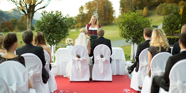 Destination-Wedding - Art der Location: Wiese / Feld / Wald / Strand - Tirol - Heiraten im Grand Tirolia - Grand Tirolia Hotel Kitzbuhel, Curio Collection by Hilton
