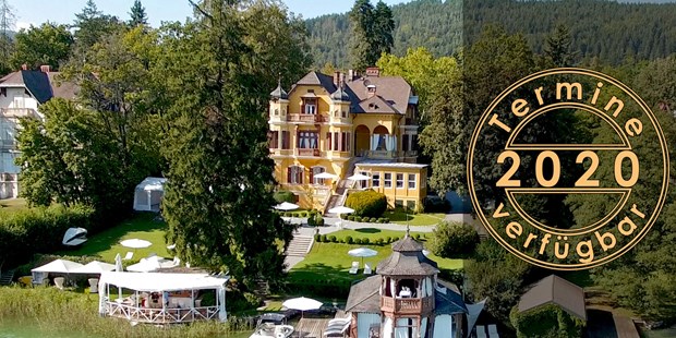 Destination-Wedding - Individuelle Anreise: Helikopterlandeplatz - Kärnten - Miralago - Ansicht vom See - Hotel SCHLOSSVILLA MIRALAGO - die wundervolle, einzigartige Location direkt am Wörthersee - 
