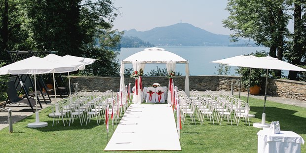 Destination-Wedding - Umgebung: am See - Österreich - standesamtliche Hochzeit im Garten. - Schloss Maria Loretto