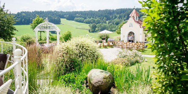 Destination-Wedding - Umgebung: in einer Stadt - Oberösterreich - Hotel BERGERGUT Loveness & Genussatelier