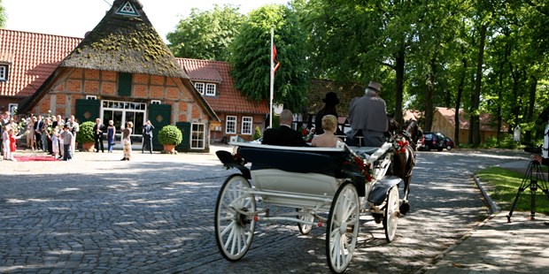 Destination-Wedding - Art der Location: Restaurant - Bremen-Umland - DreiMädelHaus