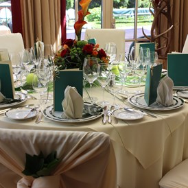 Hochzeitslocation: Festlich gedeckte Tafel - Astoria Resort***** in Seefeld