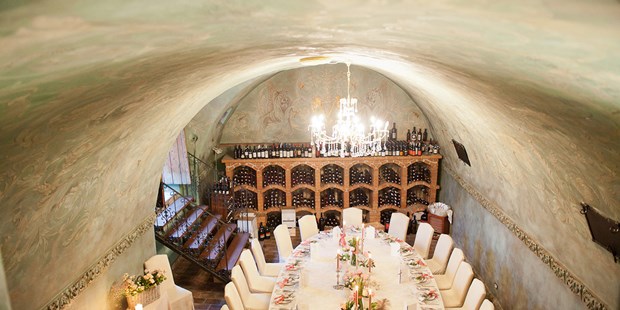 Destination-Wedding - Preisniveau Hochzeitsfeier: €€€€ - Győr-Moson-Sopron - ART Cafe Tres chic - ehem. Boutique-Hotel TiMiMoo Bürgerhaus