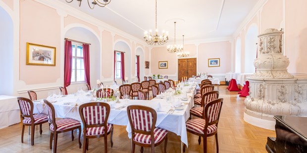 Destination-Wedding - Preisniveau Zimmer/Suiten: €€ - Schlosshotel Rosenau