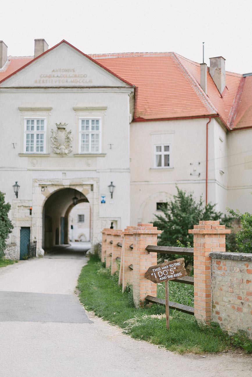 Hochzeitslocation - Das Schlosshotel Mailberg in Niederösterreich.
Foto © thomassteibl.com - Schlosshotel Mailberg