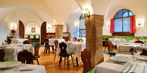 Destination-Wedding - Preisniveau Hochzeitsfeier: €€€€ - Salzburg - Restaurant Goldener Hirsch - Hotel Goldener Hirsch*****