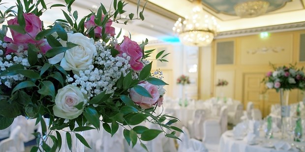 Destination-Wedding - Preisniveau Hochzeitsfeier: €€€ - PLZ 1030 (Österreich) - Ballsaal - InterContinental Wien